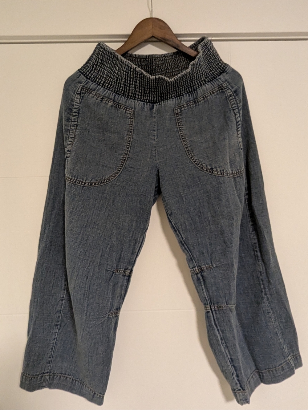 Pilcro Pull On Barrel Jeans